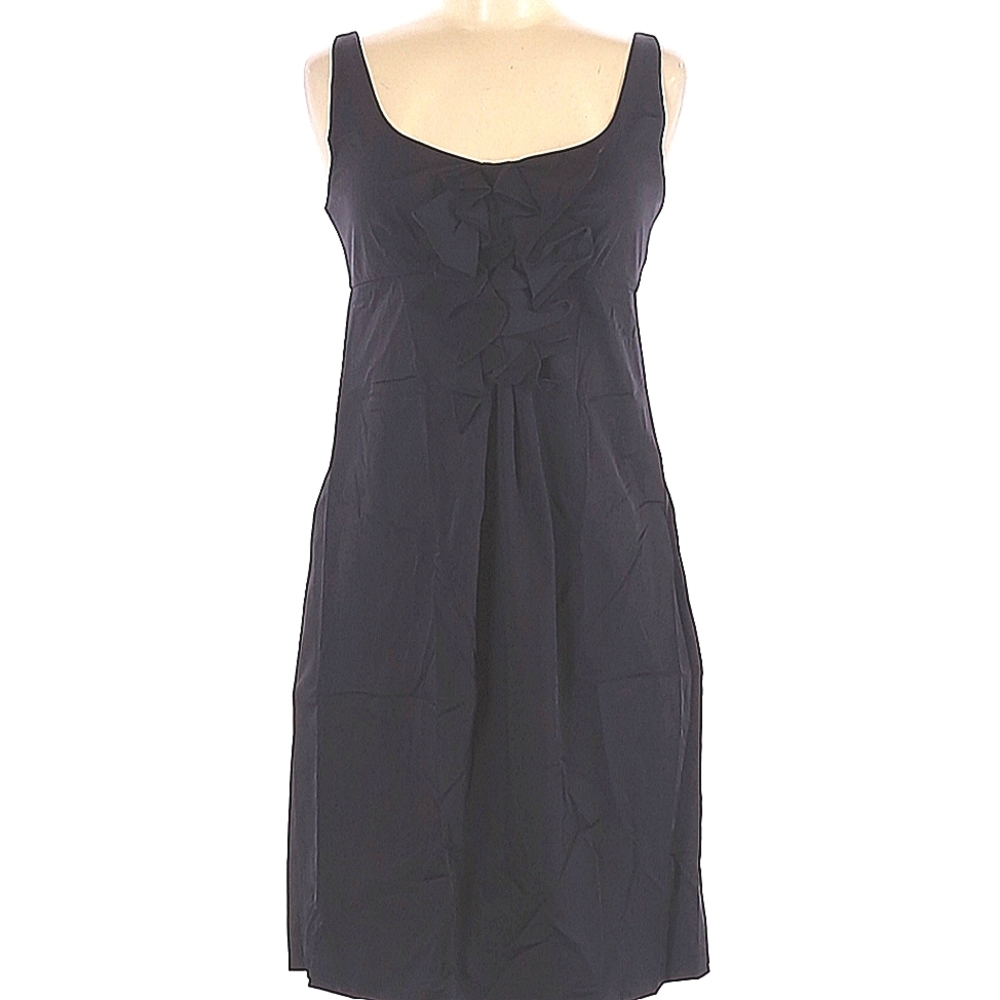 Diane von Furstenberg Sleeveless Little Black Party Dress. Size 6